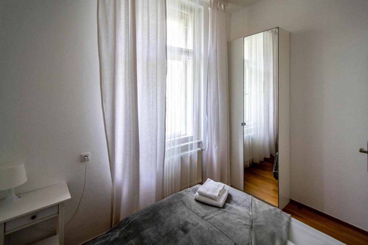 Labyrinth Apartments By Ruterra Praha Exteriér fotografie